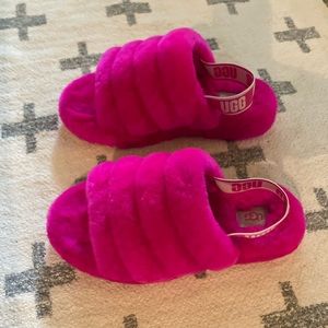 Brand new Fuzzy uggs! So cozy. Girls size 4 equals women’s size 6.5